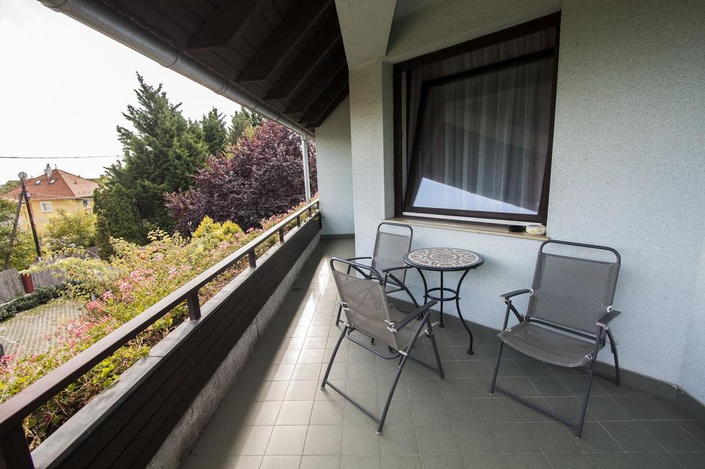 Dominika Apartman Hotel Boedapest Buitenkant foto